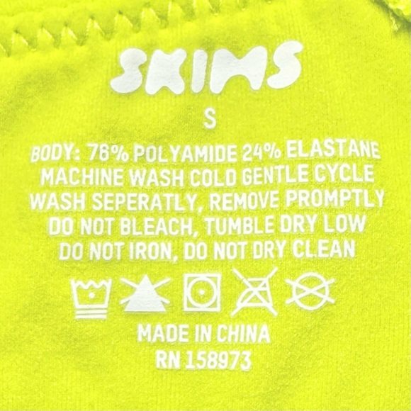 SKIMS Fits Everybody Scoop Bralette in Daffodil - Picture 4 of 4